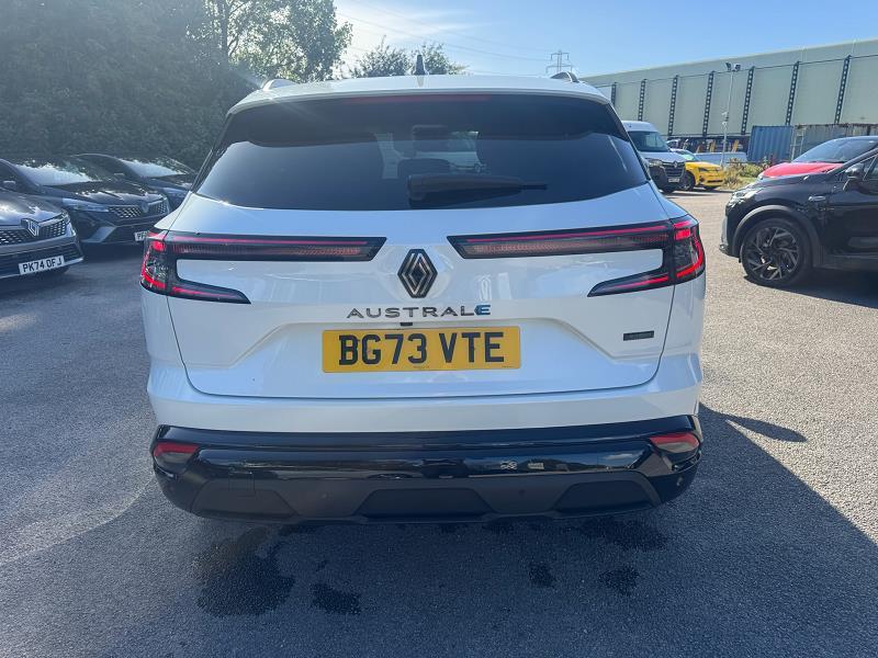 2023 73 Renault Austral E-tech Fhev Techno Esprit Alpine 5dr Auto Hybrid Petrol Automatic In White