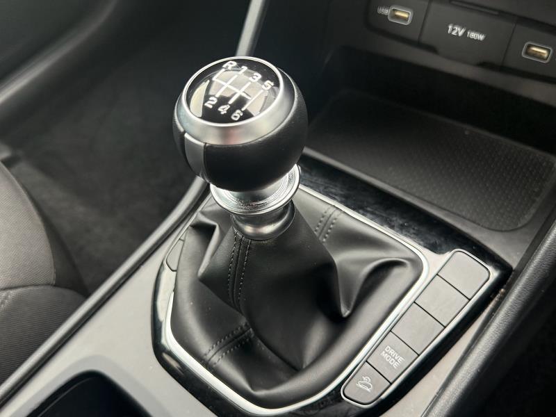 2022 22 Hyundai Tucson 1.6 Tgdi Se Connect 5dr 2wd Petrol Manual In Blue