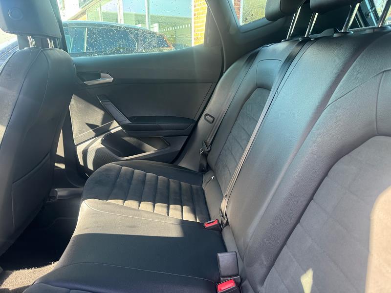 2023 23 Seat Arona 1.0 Tsi 110 Fr Sport 5dr Petrol Manual In Grey