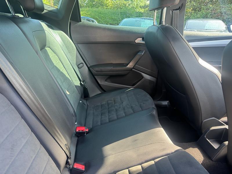 2023 23 Seat Arona 1.0 Tsi 110 Fr Sport 5dr Petrol Manual In Grey