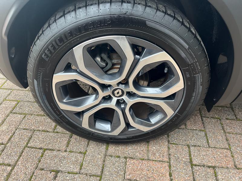 2024 24 Renault Captur 1.6 E-tech Full Hybrid 145 Techno 5dr Auto Hybrid Electric Automatic In Grey/black