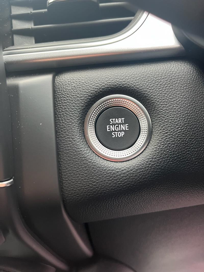 2024 24 Renault Captur 1.6 E-tech Full Hybrid 145 Techno 5dr Auto Hybrid Electric Automatic In Grey/black