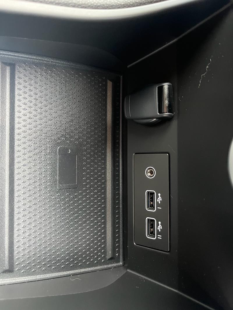 2024 24 Renault Captur 1.6 E-tech Full Hybrid 145 Techno 5dr Auto Hybrid Electric Automatic In Grey/black