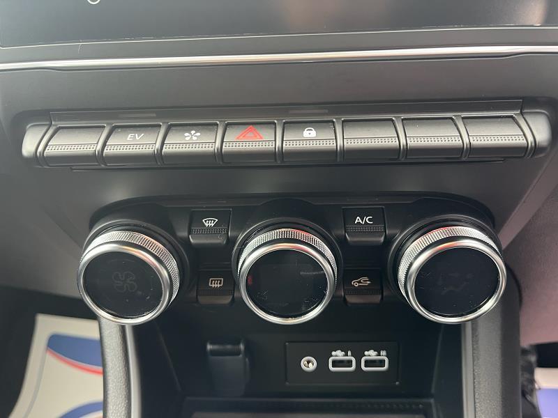 2024 24 Renault Captur 1.6 E-tech Full Hybrid 145 Techno 5dr Auto Hybrid Electric Automatic In Grey/black