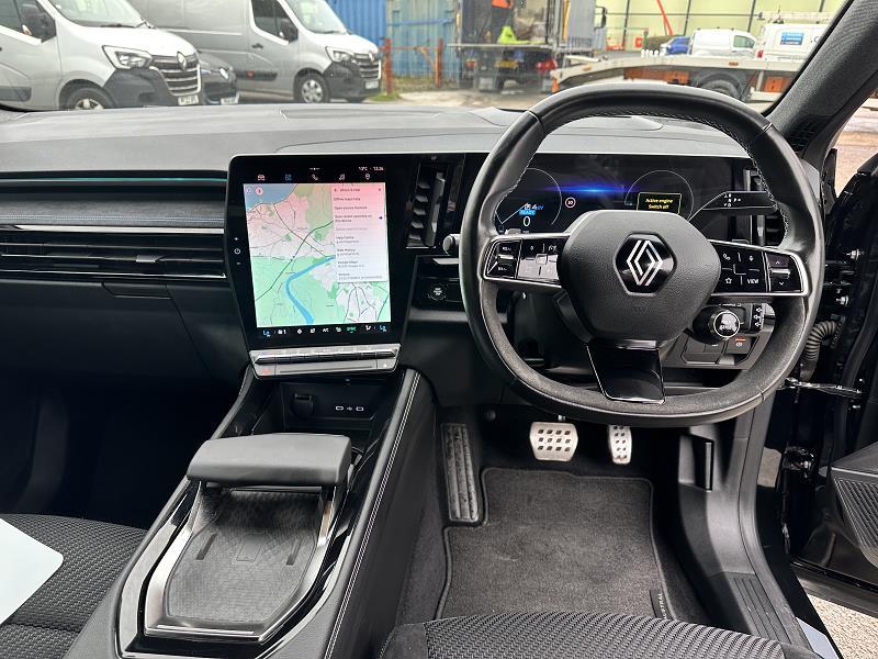 2024 73 Renault Austral E-tech Fhev Techno Esprit Alpine 5dr Auto Hybrid Petrol Automatic In Black