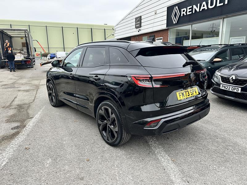 2024 73 Renault Austral E-tech Fhev Techno Esprit Alpine 5dr Auto Hybrid Petrol Automatic In Black