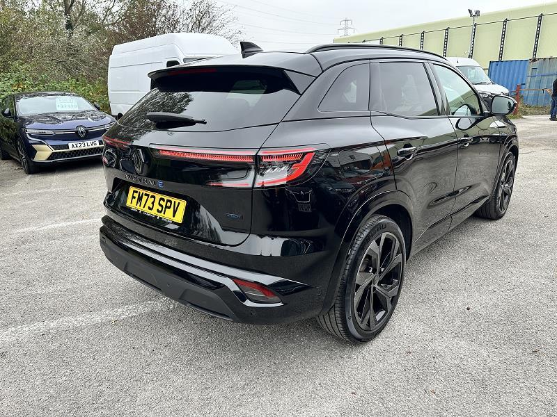 2024 73 Renault Austral E-tech Fhev Techno Esprit Alpine 5dr Auto Hybrid Petrol Automatic In Black