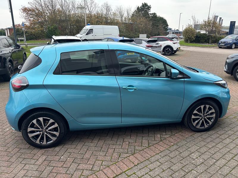 2022 72 Renault Zoe 100kw Gt Line + R135 50kwh Rapid Charge 5dr Auto Electric Automatic In Blue