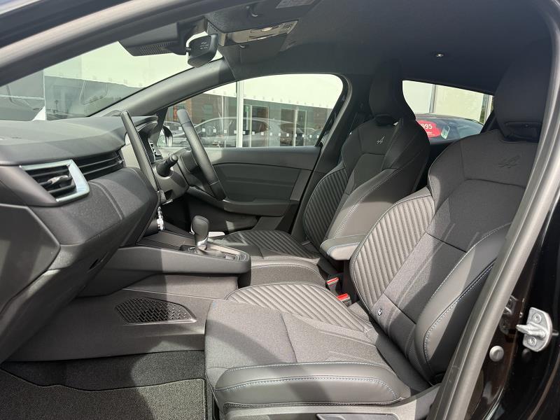 2025 25 Renault Clio 1.6 E-tech Full Hybrid 145 Esprit Alpine 5dr Auto Hybrid Petrol Automatic In Diamond Black