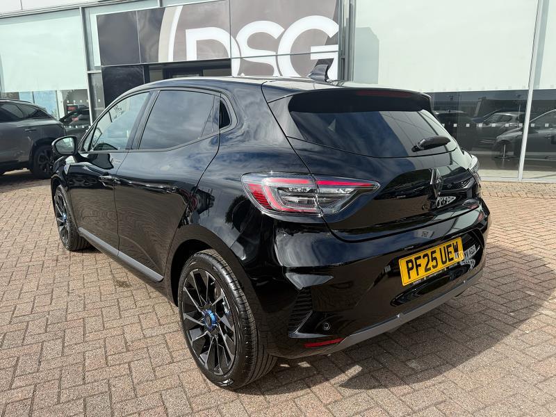 2025 25 Renault Clio 1.6 E-tech Full Hybrid 145 Esprit Alpine 5dr Auto Hybrid Petrol Automatic In Diamond Black