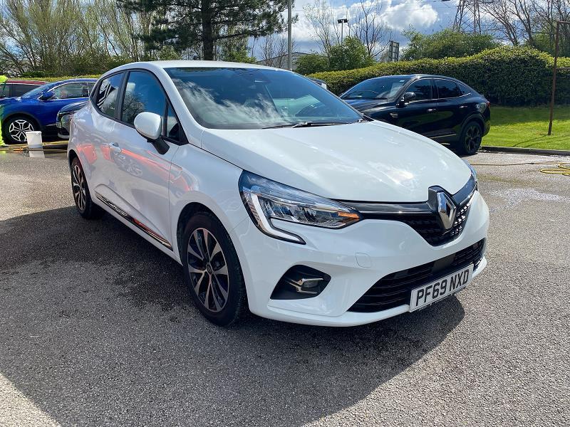 2020 69 Renault Clio 1.0 Tce 100 Iconic 5dr Petrol Manual In Glacier White