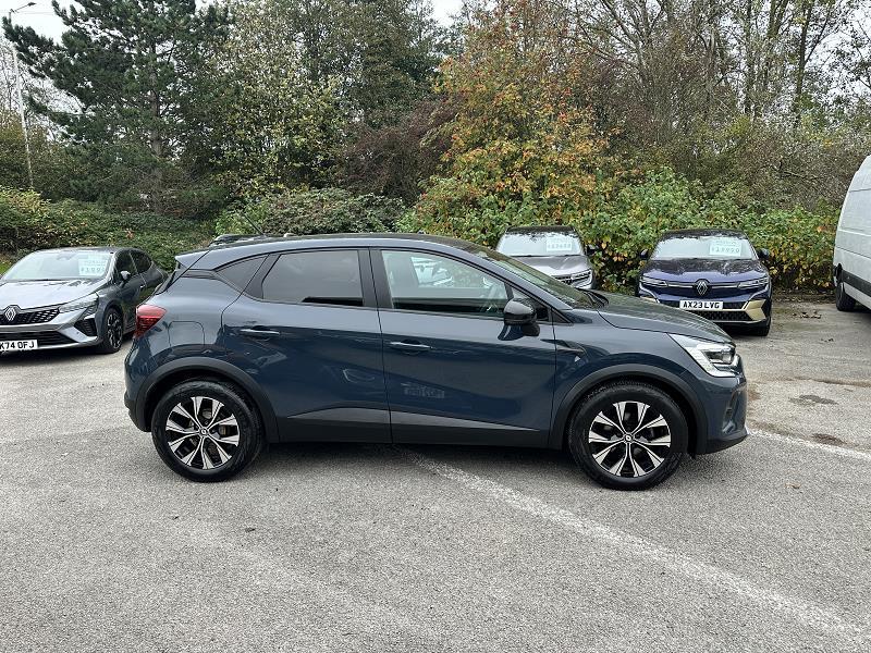 2023 72 Renault Captur 1.0 Tce 90 Evolution 5dr Petrol Manual In Boston Blue