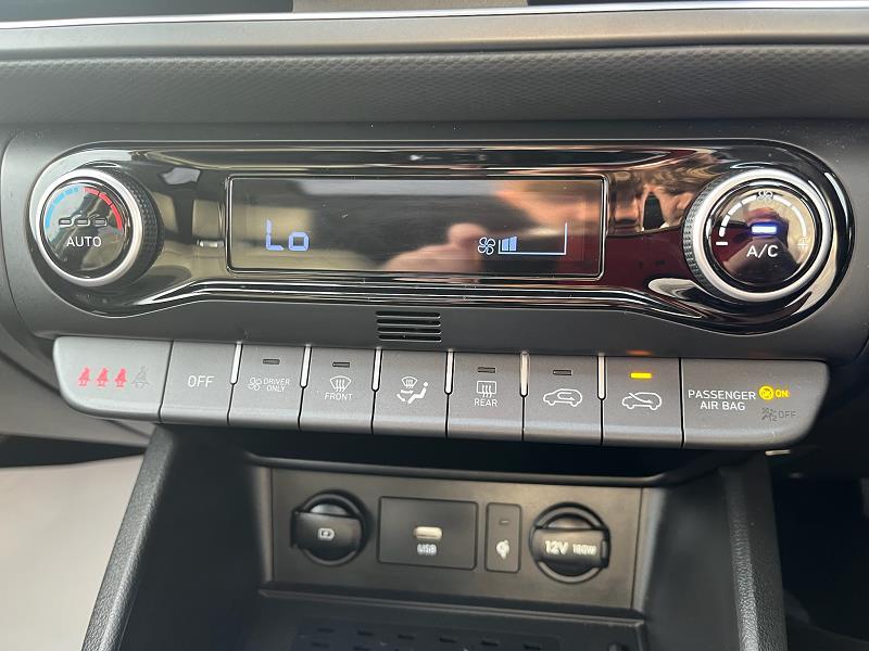 2022 72 Hyundai Kona 1.6 Gdi Hybrid Ultimate 5dr Dct Hybrid Petrol Automatic In Surfy Blue