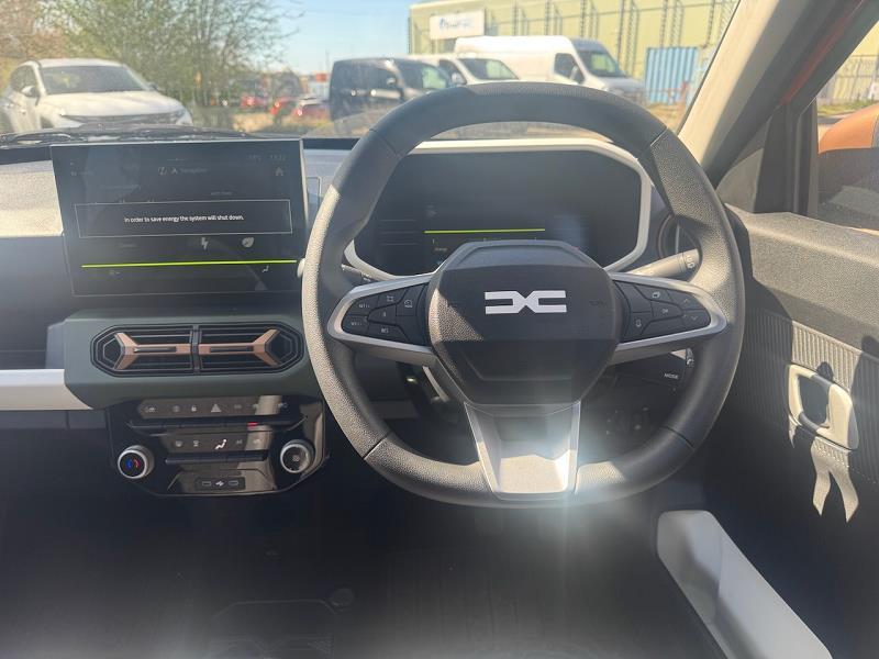 2024 74 Dacia Spring 27kwh Extreme 65 48kw 5dr Auto  Automatic In Brick Red