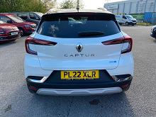2022 22 Renault Captur 1.6 E-tech Hybrid 145 Se Edition 5dr Auto Hybrid Electric Automatic In White/black