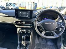 2024 73 Dacia Jogger 1.6 Hev Extreme 5dr Auto Hybrid Petrol Automatic In Cedar Green