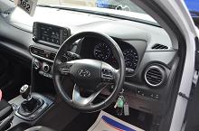 2020 20 Hyundai Kona 1.0t Gdi Play Edition 5dr Petrol Manual In White