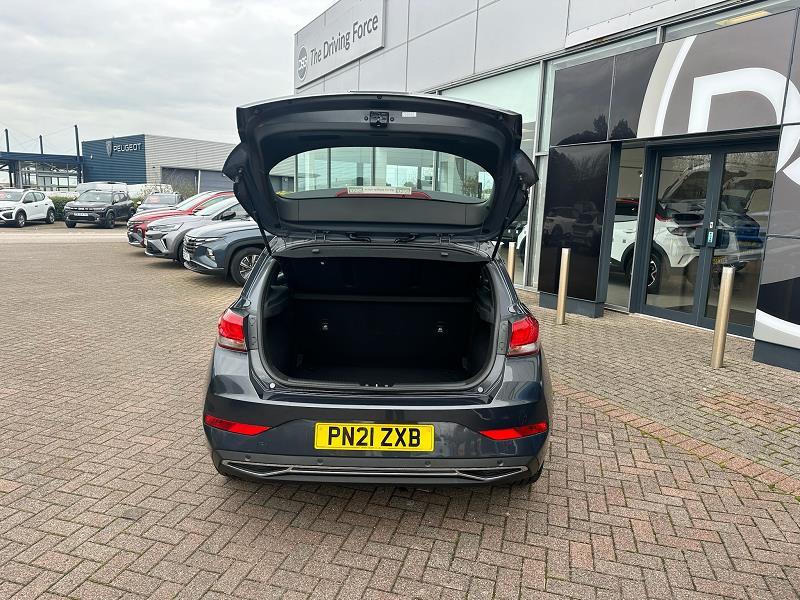 2021 21 Hyundai I30 1.0t Gdi Se Connect 5dr Petrol Manual In Dark Knight