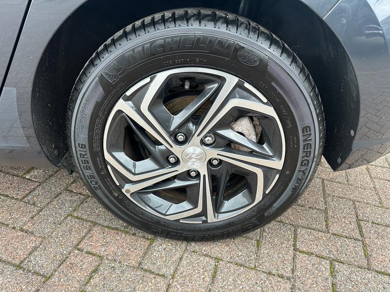 2021 21 Hyundai I30 1.0t Gdi Se Connect 5dr Petrol Manual In Dark Knight