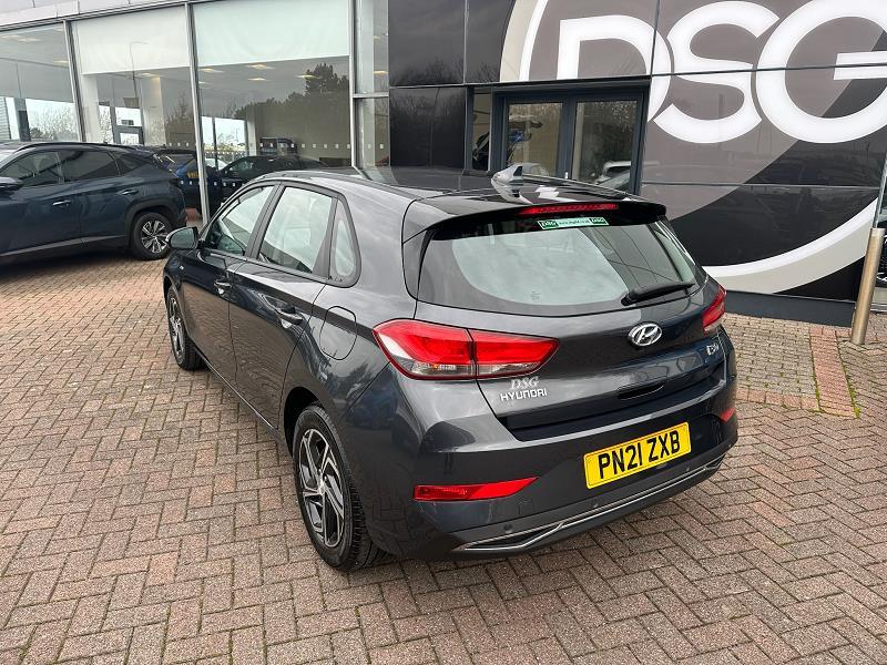 2021 21 Hyundai I30 1.0t Gdi Se Connect 5dr Petrol Manual In Dark Knight