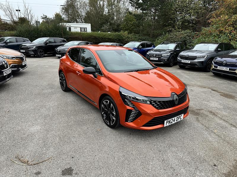 2024 24 Renault Clio 1.6 E-tech Full Hybrid 145 Techno 5dr Auto Hybrid Petrol Automatic In Valencia Orange