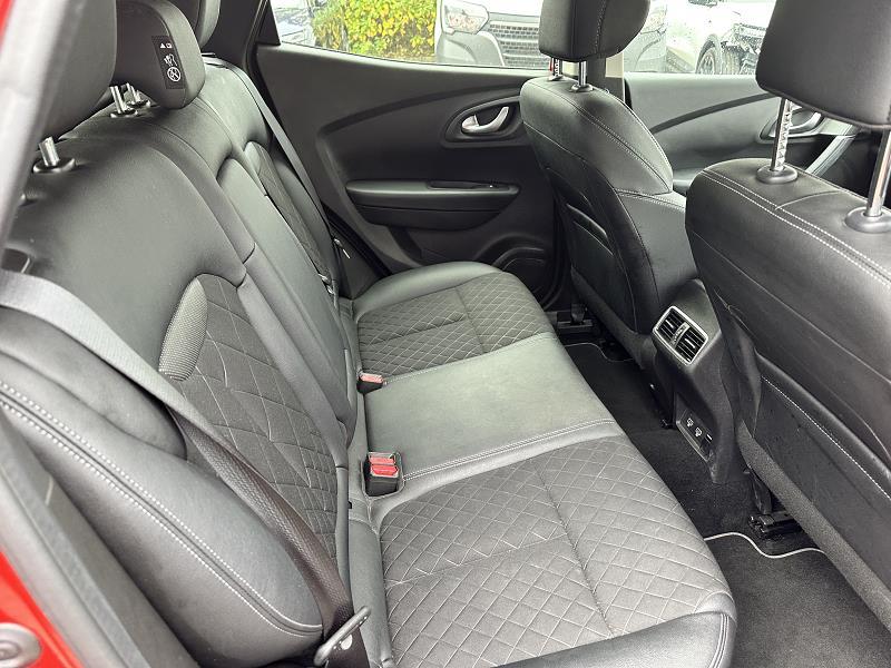 2019 69 Renault Kadjar 1.3 Tce Iconic 5dr Edc Petrol Automatic In Red