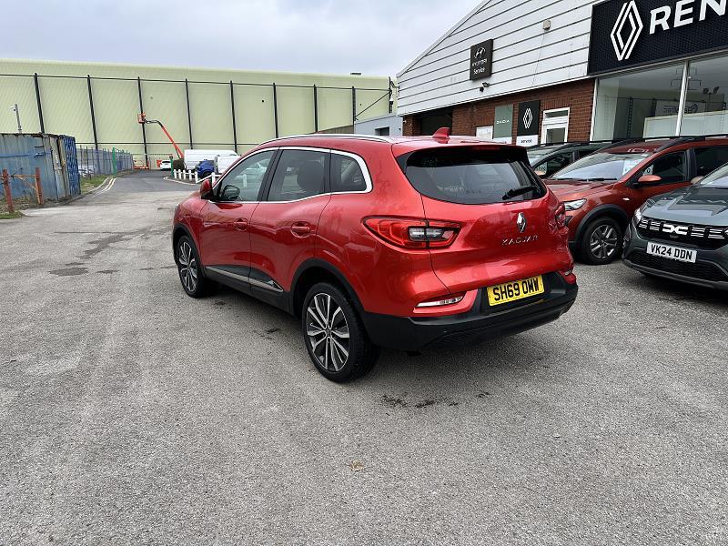 2019 69 Renault Kadjar 1.3 Tce Iconic 5dr Edc Petrol Automatic In Red
