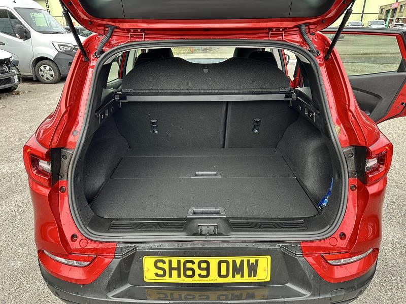 2019 69 Renault Kadjar 1.3 Tce Iconic 5dr Edc Petrol Automatic In Red