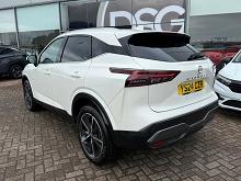 2024 24 Nissan Qashqai 1.3 Dig-t Mh Tekna 5dr Hybrid Electric Manual In White