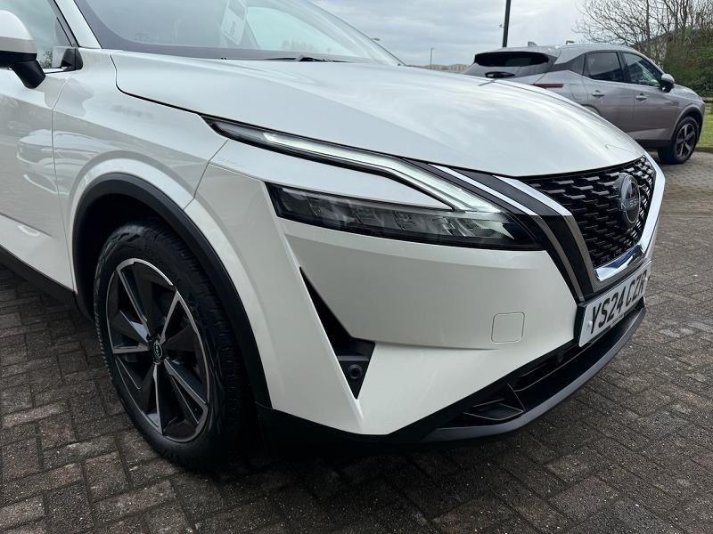 2024 24 Nissan Qashqai 1.3 Dig-t Mh Tekna 5dr Hybrid Electric Manual In White